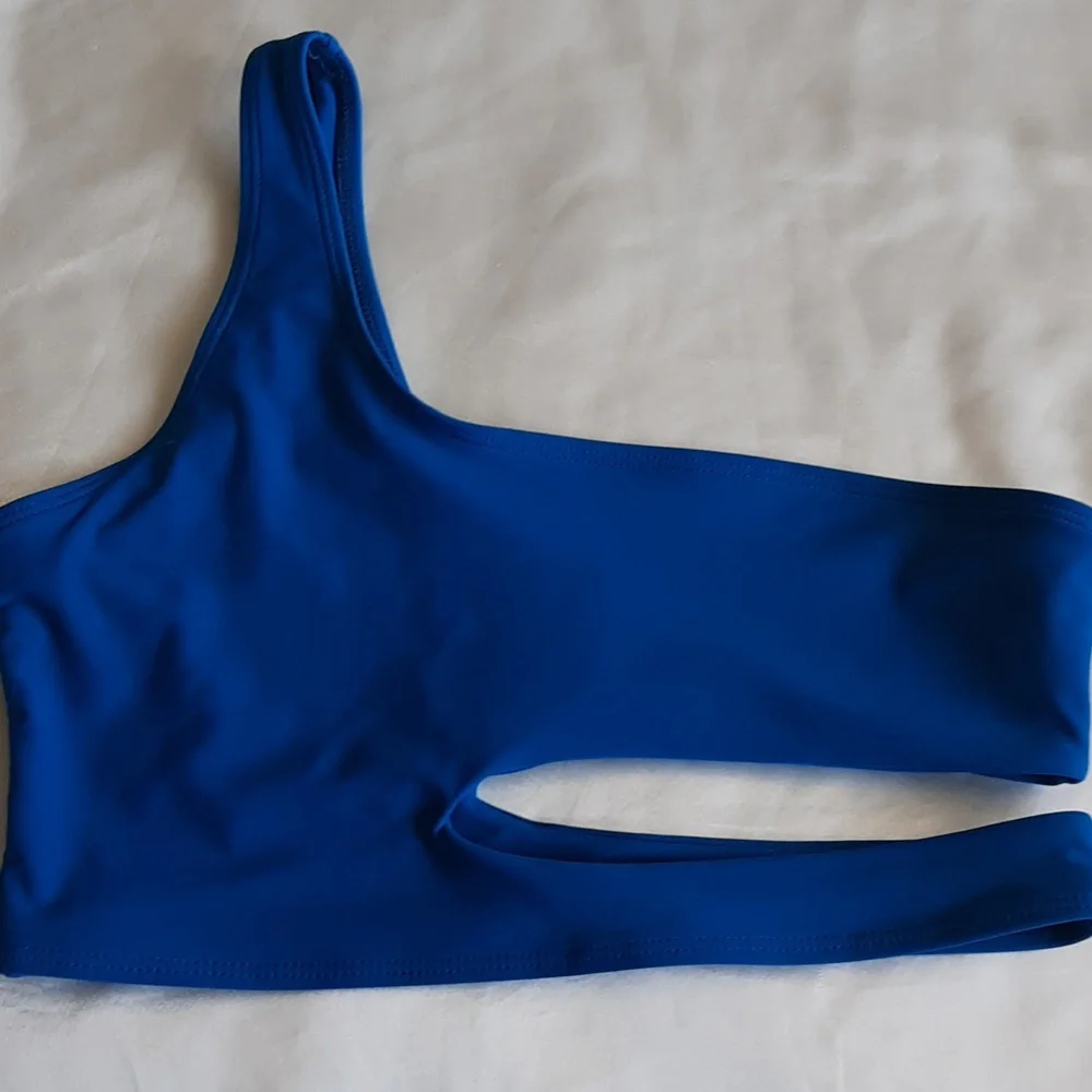 Zaful Bathing suit top.  Size 6. (M) Blue.  Slots for padding (not inclu… - Picture 8 of 10